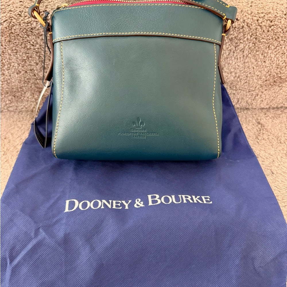 NWT Dooney & Bourke Allison Crossbody - Picture 2 of 5